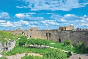 diyarbakir-ili-ve-ilceleri-tarih-kultur-ve-ekonomiyle-dolu-detayli-rehber.jpg