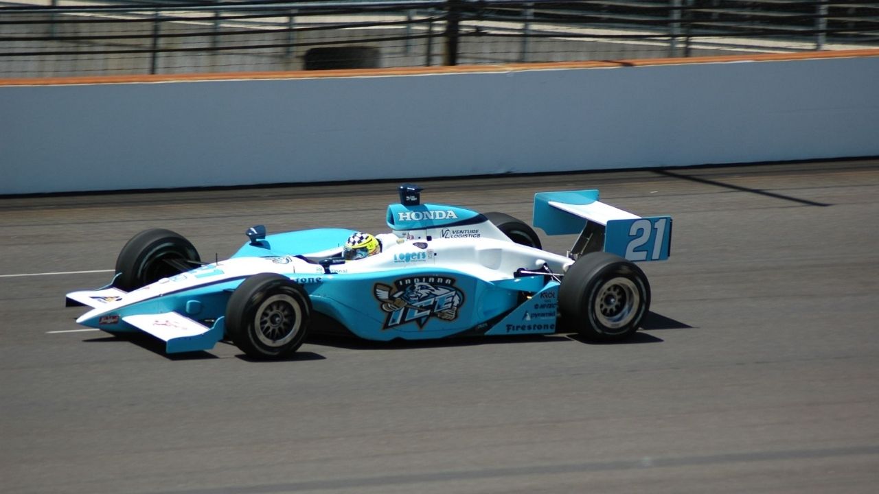 indycar-serisi-abdnin-en-hizli-yaris-ligi.jpg