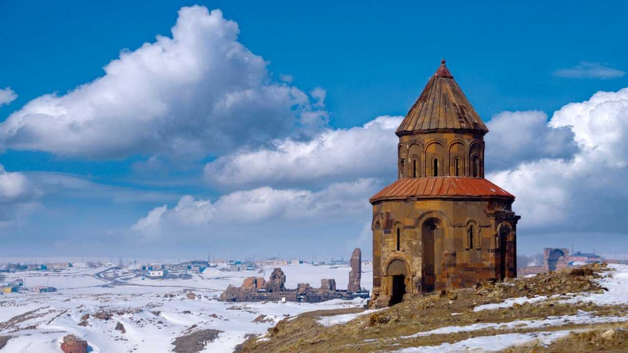 kars-ili-ve-ilceleri-tarih-kultur-ve-ekonomiyle-dolu-detayli-rehber.jpg